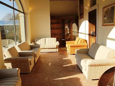 Cascina Canova Szálloda 4*