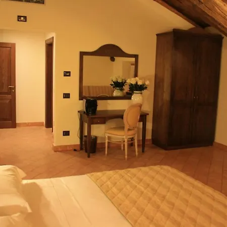 Szálloda Cascina Canova Uggiate
