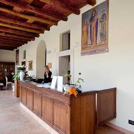 Cascina Canova 4* Uggiate
