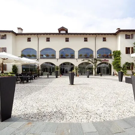 Szálloda Cascina Canova Uggiate