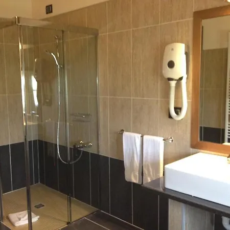 Hotel Cascina Canova Uggiate