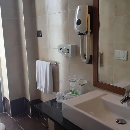 Cascina Canova 4*