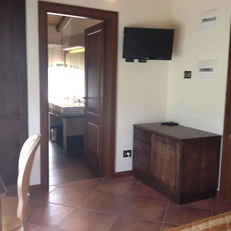 Szálloda Cascina Canova 4*