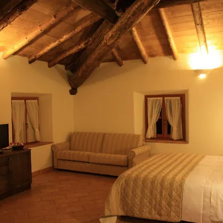 Cascina Canova Szálloda Uggiate